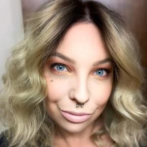 Meet your Posher, Bethany